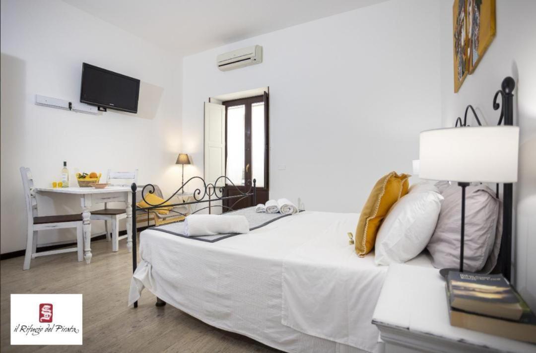 Il Rifugio Del Pirata Apartment Trapani Ngoại thất bức ảnh