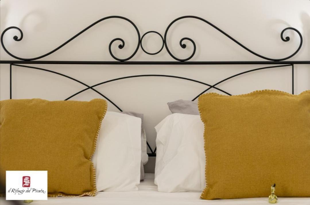 Il Rifugio Del Pirata Apartment Trapani Ngoại thất bức ảnh