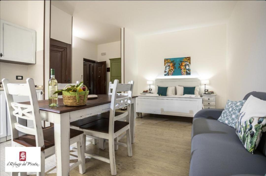 Il Rifugio Del Pirata Apartment Trapani Ngoại thất bức ảnh